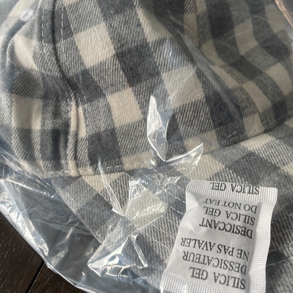 COCUS POCUS Buffalo Check Grey/Cream Baseball Cap